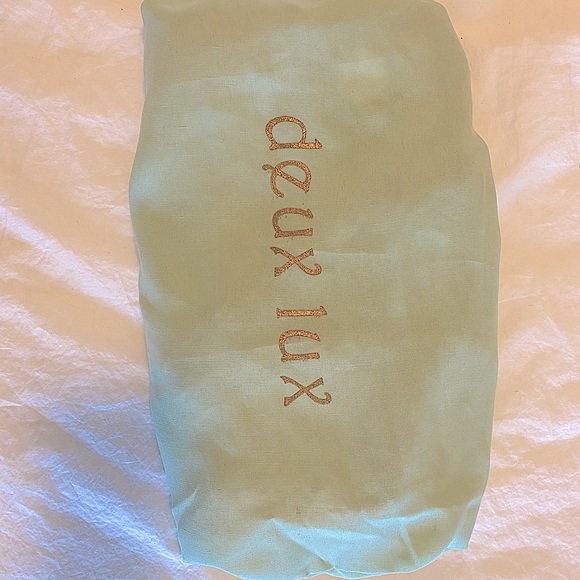 Deux lux fold over handbag/clutch - Picture 6 of 6